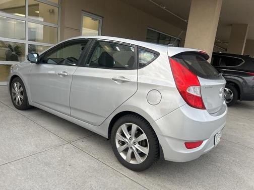2013 Hyundai Accent SE