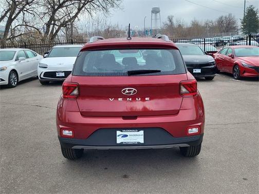2025 Hyundai VENUE SEL