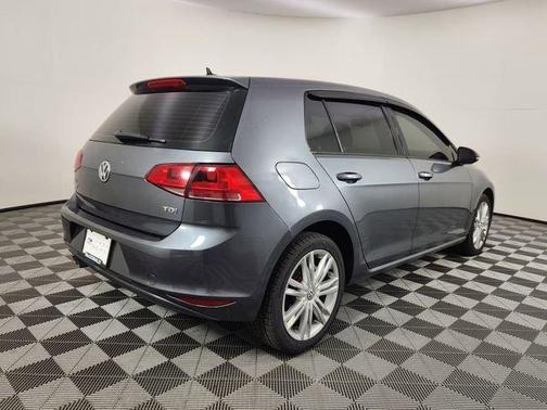 2015 Volkswagen Golf TDI S 4-Door