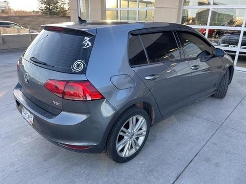 2015 Volkswagen Golf TDI S 4-Door