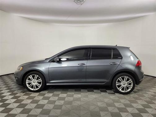 2015 Volkswagen Golf TDI S 4-Door