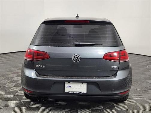 2015 Volkswagen Golf TDI S 4-Door