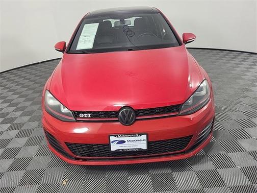 2016 Volkswagen Golf GTI Autobahn w/ Performance 4-Door