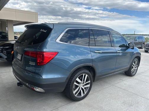 Obsidian Blue Pearl 2016 Honda Pilot Touring