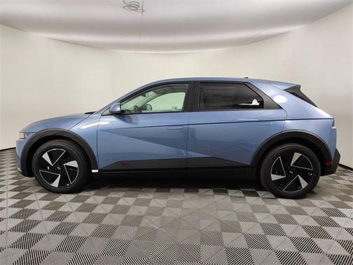 2026 Hyundai IONIQ 5 SE