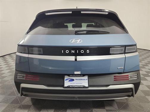 2026 Hyundai IONIQ 5 SE