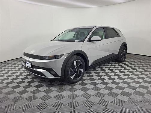 2025 Hyundai IONIQ 5 SE Standard Range