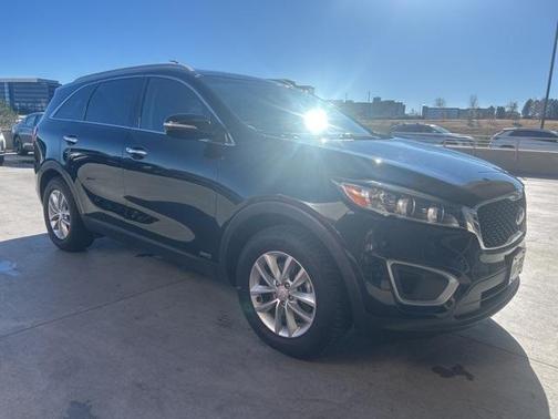 2017 Kia Sorento LX