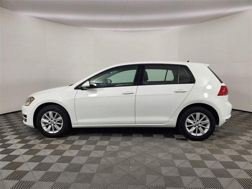 2016 Volkswagen Golf TSI S 4-Door