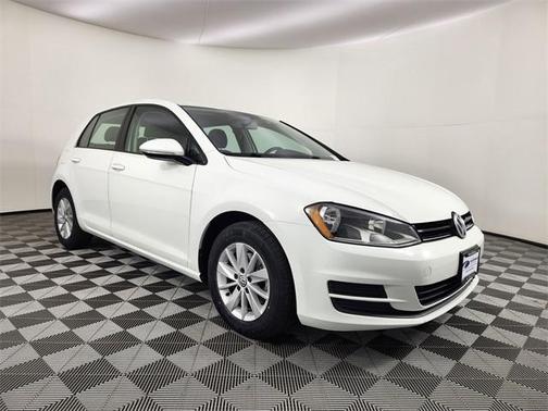 2016 Volkswagen Golf TSI S 4-Door