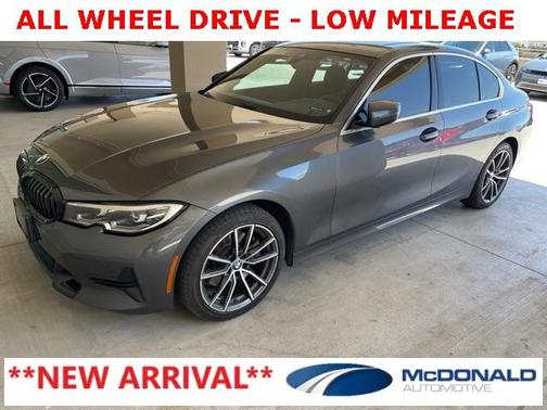 2019 BMW 330 i xDrive
