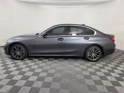 2019 BMW 330 i xDrive