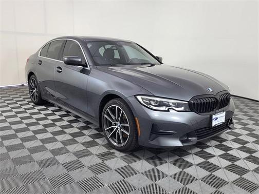 2019 BMW 330 i xDrive