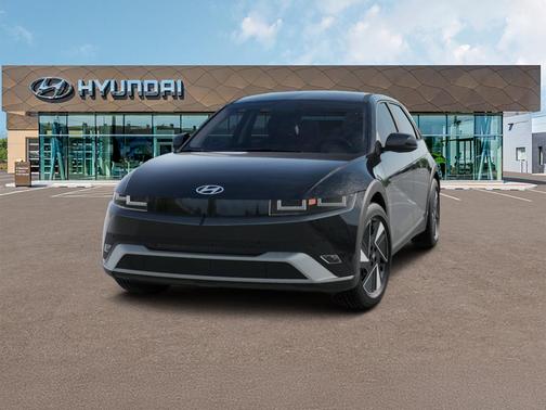 2025 Hyundai IONIQ 5 SE Standard Range