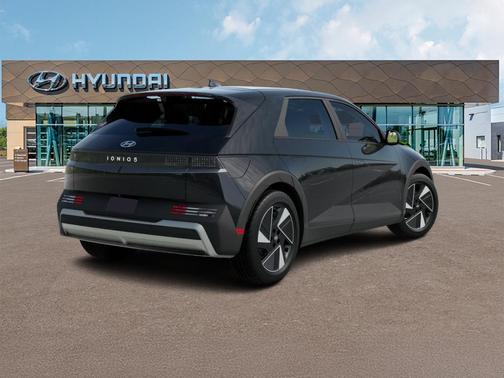 2025 Hyundai IONIQ 5 SE Standard Range