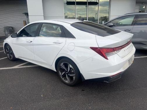 2023 Hyundai ELANTRA HEV Limited