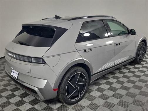 2025 Hyundai IONIQ 5 Limited