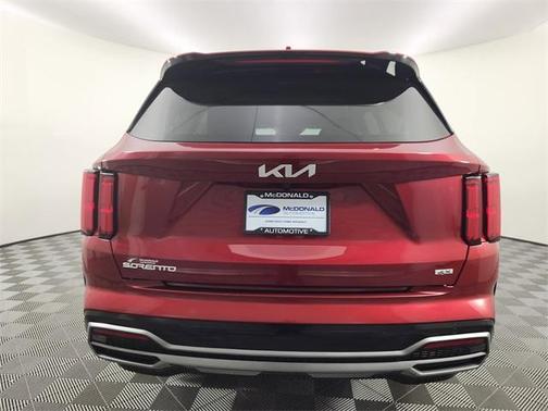 2023 Kia Sorento SX