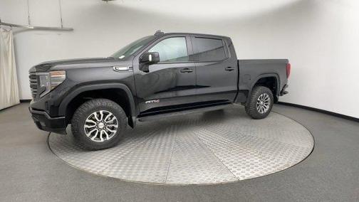 Onyx Black 2022 GMC Sierra 1500 AT4