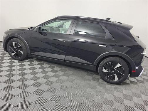 2025 Hyundai IONIQ 5 SEL