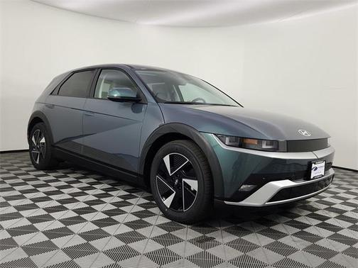 2026 Hyundai IONIQ 5 SE Standard Range