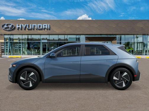 2025 Hyundai IONIQ 5 SE