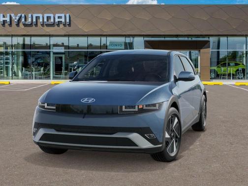 2025 Hyundai IONIQ 5 SE