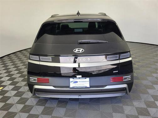 2025 Hyundai IONIQ 5 SEL