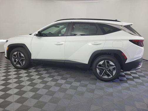 Pearl 2025 Hyundai TUCSON Hybrid SEL Convenience