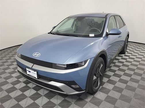 2025 Hyundai IONIQ 5 SE