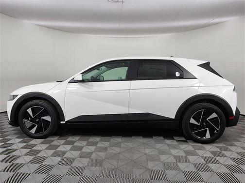 2026 Hyundai IONIQ 5 SE Standard Range