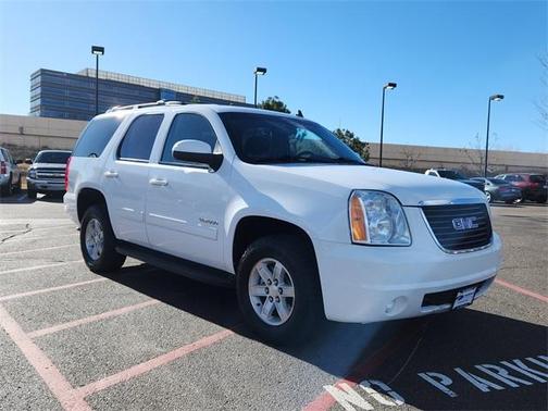 2011 GMC Yukon SLE