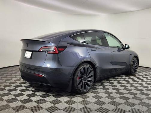 Midnight Silver Metallic 2023 Tesla Model Y Performance