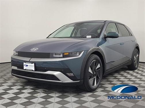 2025 Hyundai IONIQ 5 SE