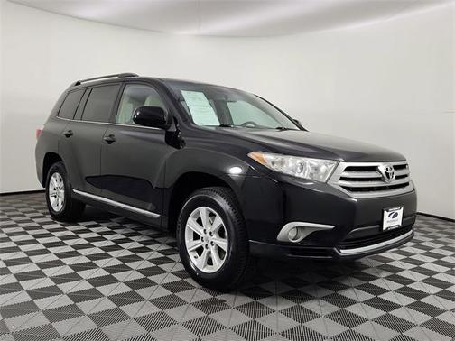 2013 Toyota Highlander SE