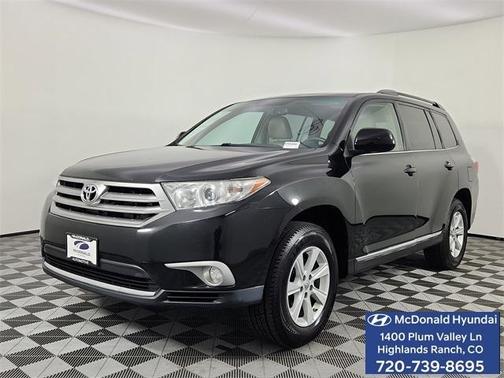 2013 Toyota Highlander SE