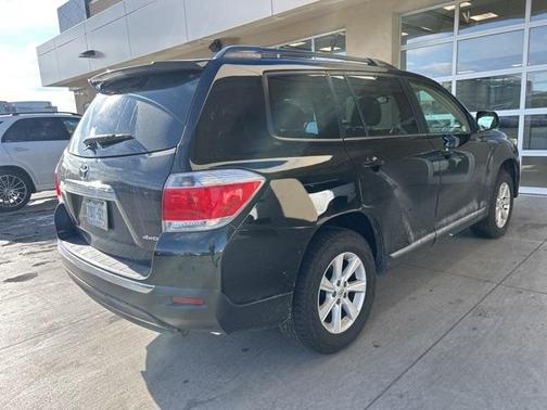 2013 Toyota Highlander SE