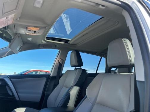 2016 Toyota RAV4 Limited