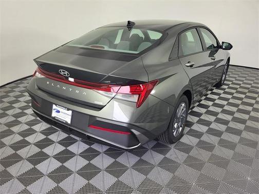 2025 Hyundai ELANTRA HEV Blue