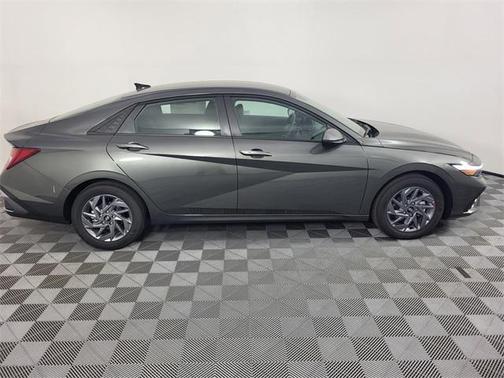 2025 Hyundai ELANTRA HEV Blue