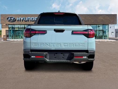 2025 Hyundai SANTA CRUZ SEL Activity