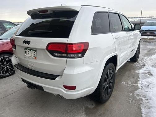 2018 Jeep Grand Cherokee Altitude