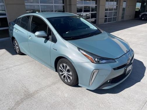 2021 Toyota Prius LE