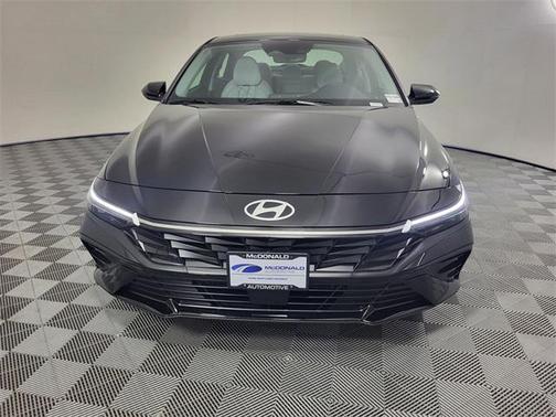 2025 Hyundai ELANTRA HEV Limited