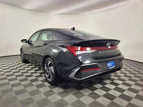 Black 2025 Hyundai ELANTRA HEV SEL