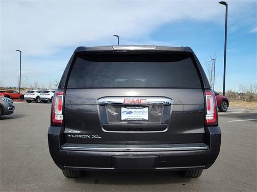 2017 GMC Yukon XL Denali