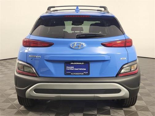 2023 Hyundai KONA SEL