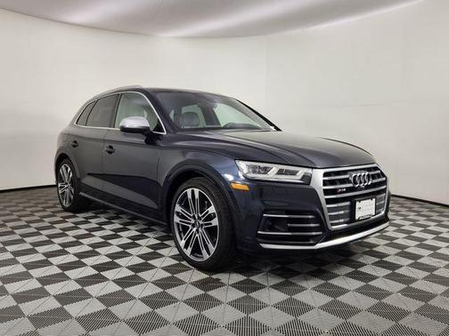 Moonlight Blue Metallic 2019 Audi SQ5 3.0T Premium