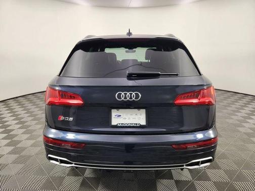 Moonlight Blue Metallic 2019 Audi SQ5 3.0T Premium
