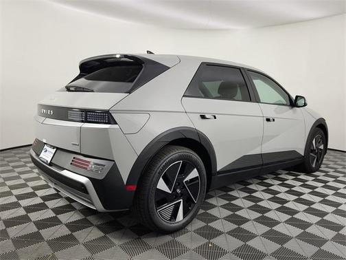 2026 Hyundai IONIQ 5 SE